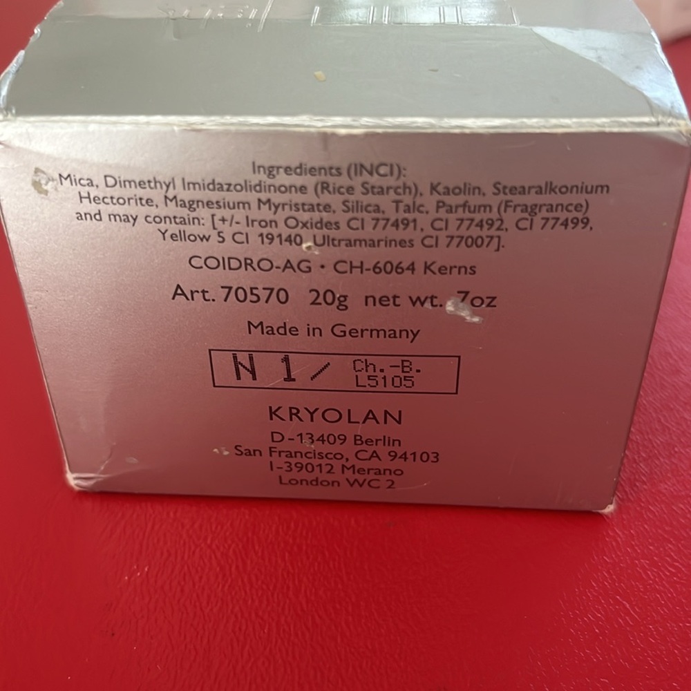 Dermacolor Light Setting Powder - Picture 4 of 5